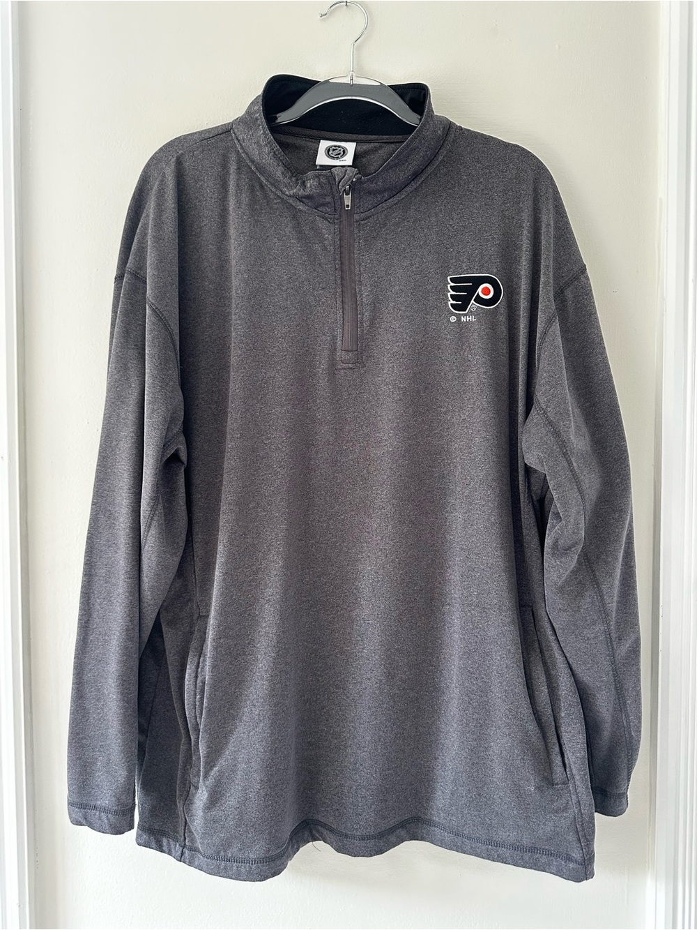 NHL Gray Quarter-Zip Performance Jacket with Flyers Logo